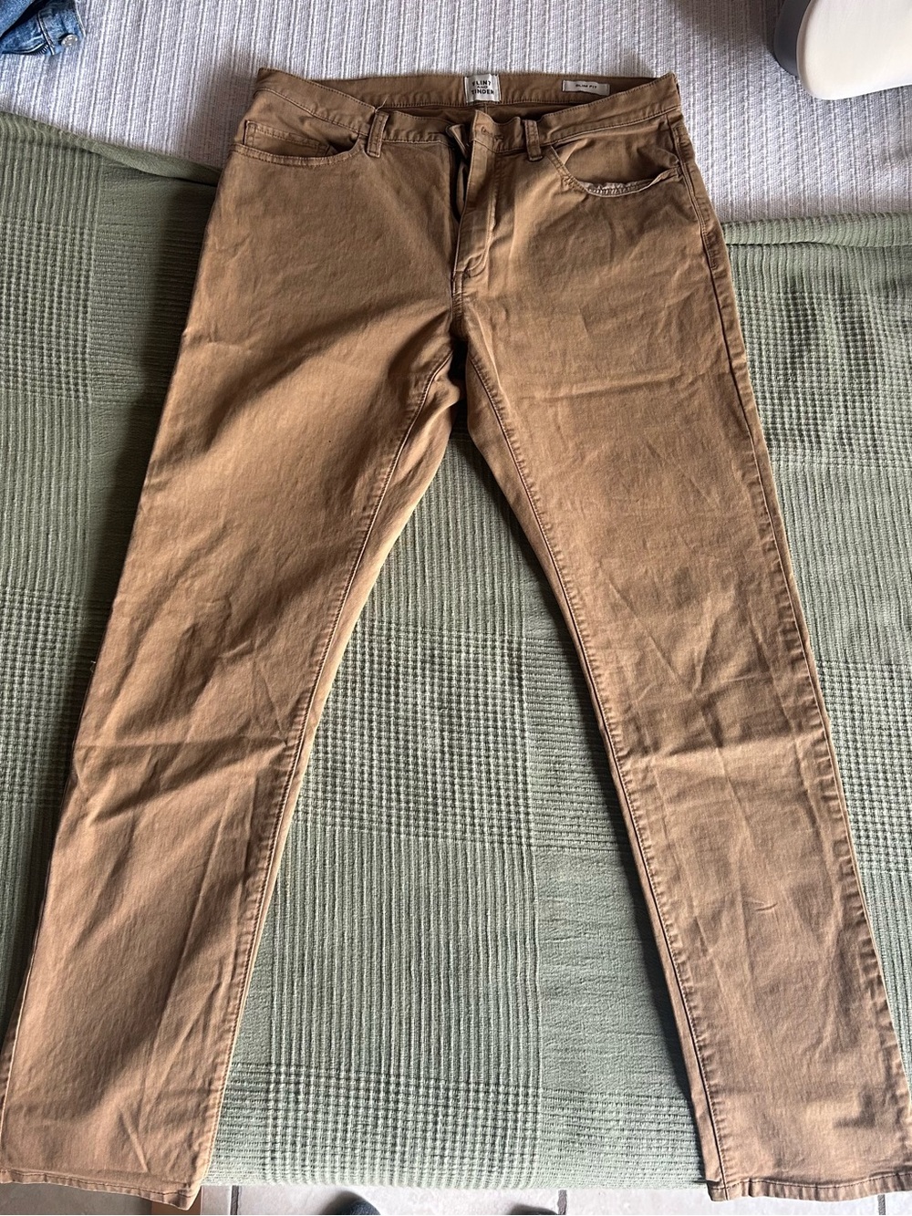Flint and Tinder Men's Slim Stretch Chino Pants in Brown Tan
